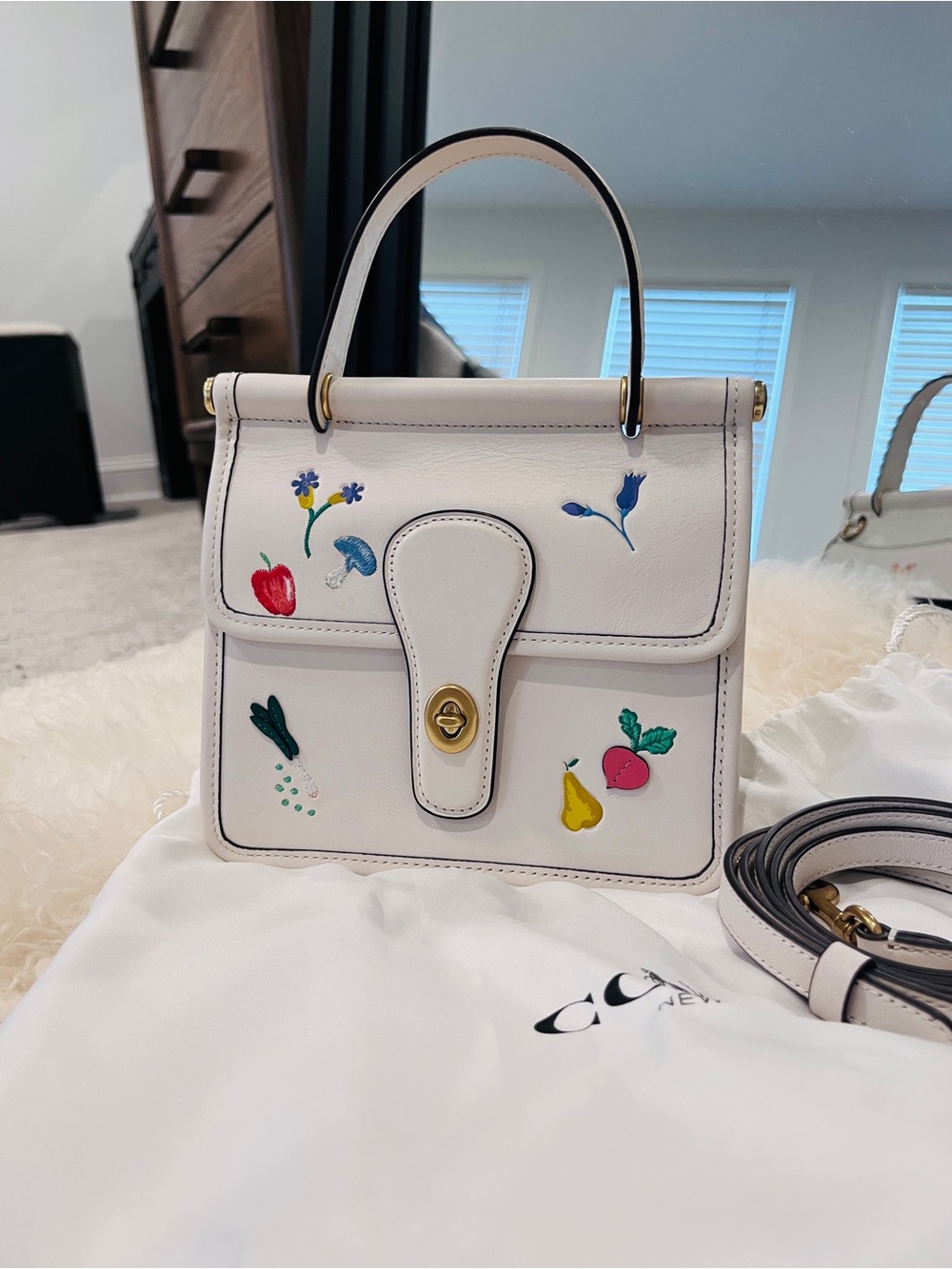 Coach Willis Top Handle 18 with Garden Embroidery - Picture 3 of 15
